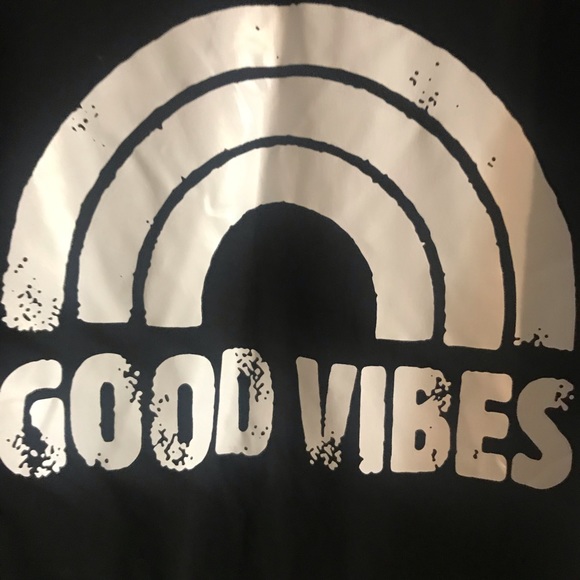 3/$15 Good Vibes black T-shirt size M - Picture 2 of 6